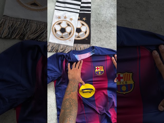 Vídeo relacionado con FC Barcelona Camiseta Blaugrana Primera Equipación Adulto Temporada 25/26, Réplica Oficial Pedri, Unisex, Talla M, Cuello Redondo, Poliéster