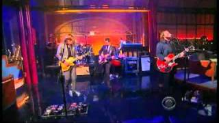 My Morning Jacket - &quot;The Way That He Sings&quot; 10/12 Letterman (TheAudioPerv.com)