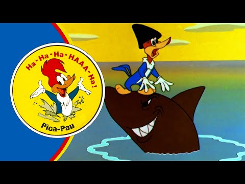 Pica-Pau Está em Águas Infestadas de Tubarões! 🦈 | Pica-Pau em Português