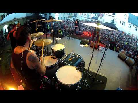 SIRKUS ELIASSEN - BRENN DEM! Live Bakgårdsfestivalen, Harstad 2014