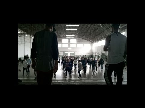 Young Class | Diego Viana - Runnin