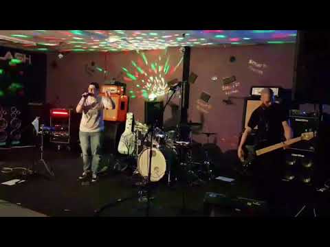 Queequegs Coffin - deceptacon (le tigre cover) live at strait up studios battle of the bands