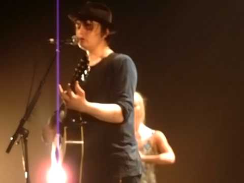 PETER DOHERTY  - LIVE CHATEAU ROUGE / ANNEMASSE 2011