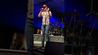 Easton Corbin- Let Alone You (Floore’s 3/16/19)
