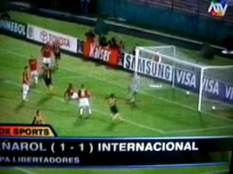 Peñarol (URU)  vs Internacional (BRA)  1-1 Copa Libertadores 2011 Octavos de Final  [28/04/2011]