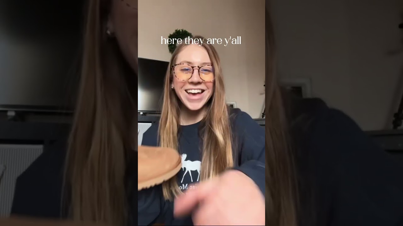 Watch video UNBOXING MY UGGS 💗 #unboxing #uggs #shoes ultra mini boots in chestnut! Now UNBOXING MY UGGS 💗 #unboxing #uggs #shoes ultra mini boots in chestnut!