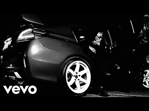 DEREK - PAPARAZZI (Official Music Video)