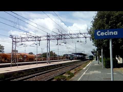 E652-085 + Cuccetta e carri armati gommati su STM Brennero-Tarquinia