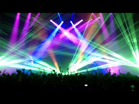 Static Revenger - Turn The World On feat Dev (Kezwik and Protohype Mix)