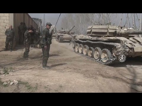 Civilians flee eastern Ghouta as rebels prepare last stand against Assad