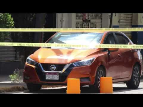Ejecutan a Martín, de 39 años, dentro de su Nissan Versa en bulevar San Pedro, en León