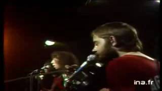 Fairport Convention - Walk Awhile