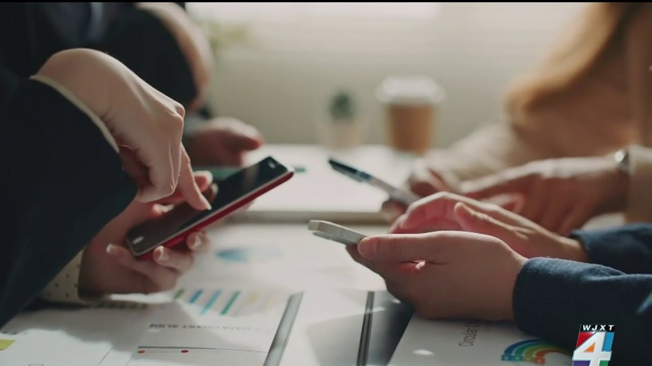 Florida bill to keep children under 16 off social media moves forward amid debate on government’...