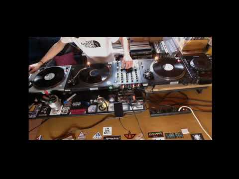 DJ SET TECHNO OLD SCHOOL 3 DECKS TECHNICS 1200 ONLY VINYL