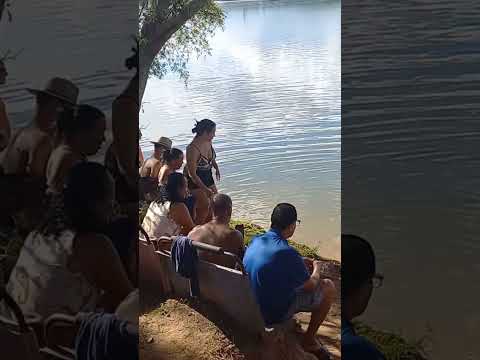 Porto São João Batista do gloria Mg , Nesse calor até  cachorro  entrou água refresca .