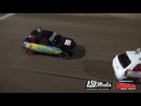 Junior Sedans: A-Main - Rockhampton Speedway - 16.11.2019