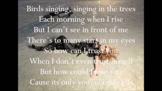 Anastacia - Oncoming Train Lyrics