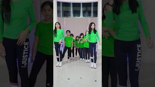 Download lagu KUPU KUPU TERBANG MELAYANG mp3 Download lagu KUPU KUPU TERBANG MELAYANG mp3