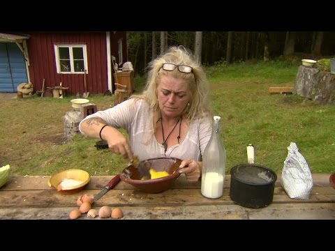 Bettan bjuder på crème brulée i Torpet - Farmen (TV4)
