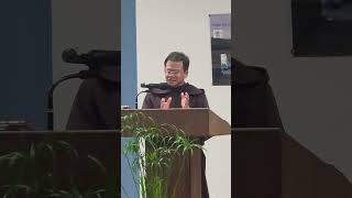 "Dung nhan Thương xót - Không còn hình tượng..."