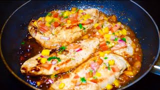 Pechugas De Pollo En Una Rica Salsa