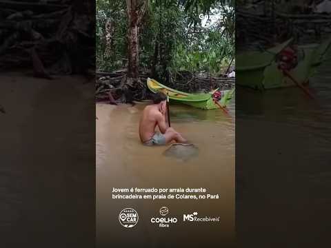 Jovem é ferruado por arraia durante brincadeira em praia de Colares, no Pará