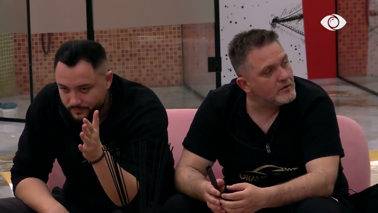 “Cili është interesi im të bëhem bashkë me…”/ Juli flet për Sarën