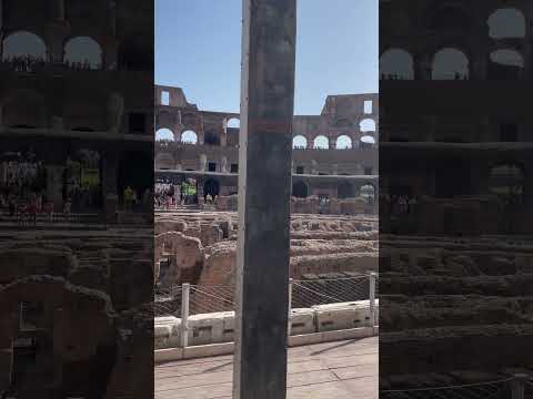 Colosseum, Rome! 🇮🇹 #italy #wondersoftheworld #colosseum