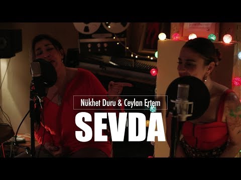 Nükhet Duru & Ceylan Ertem - Sevda (Live)