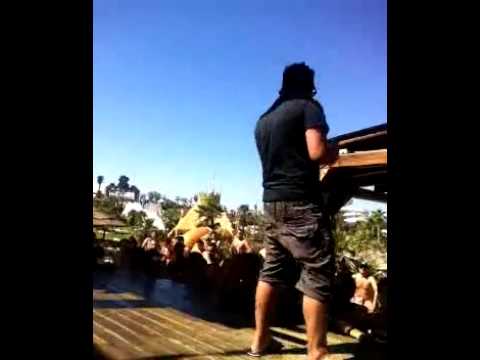 Qik - Sopreman cin cin by THE ZOO