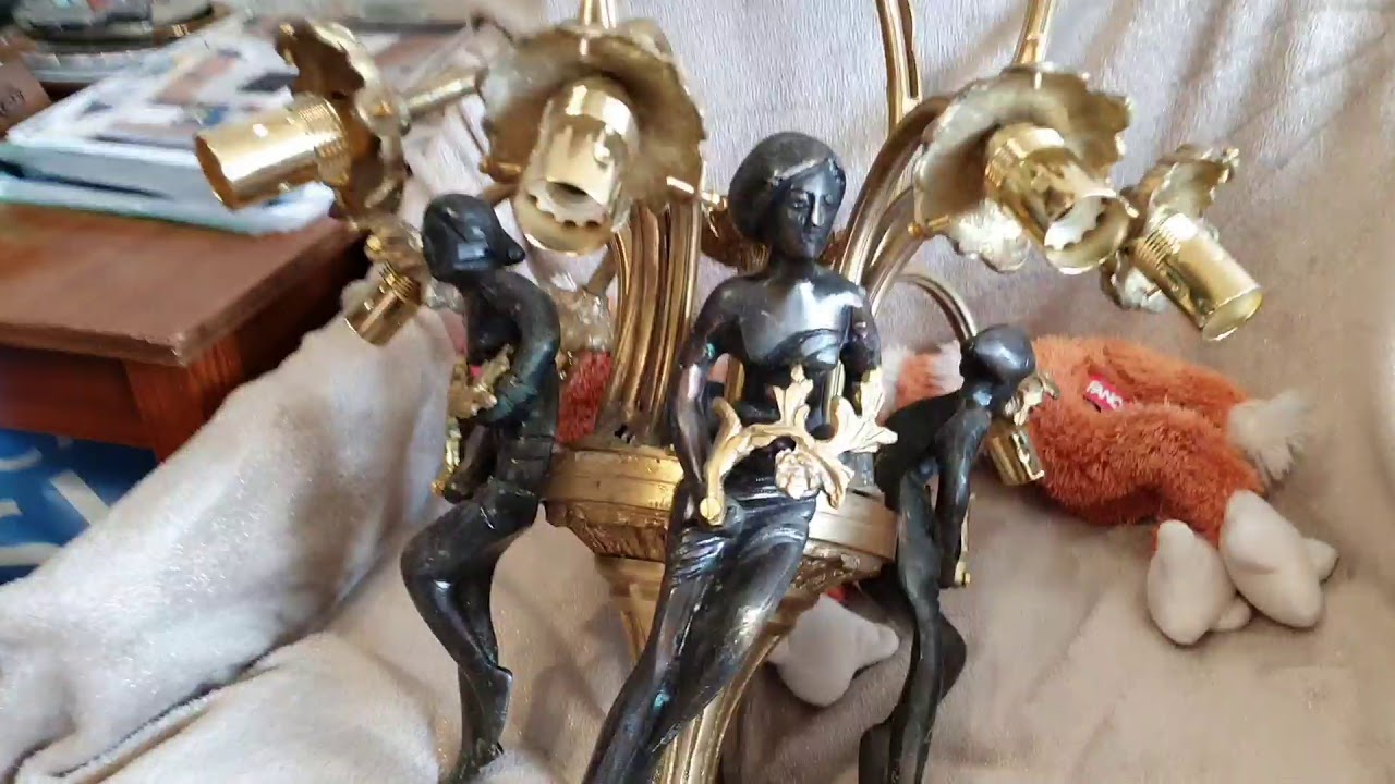 Старинная люстра в гостинную