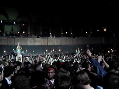 ATB 2009, Two Sexy Girls Dancing @ Congress Theater,Chicago