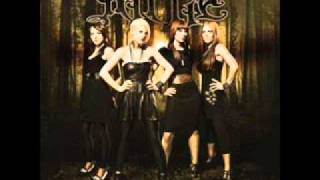 Kittie - 09 - Sleepwalking.wmv
