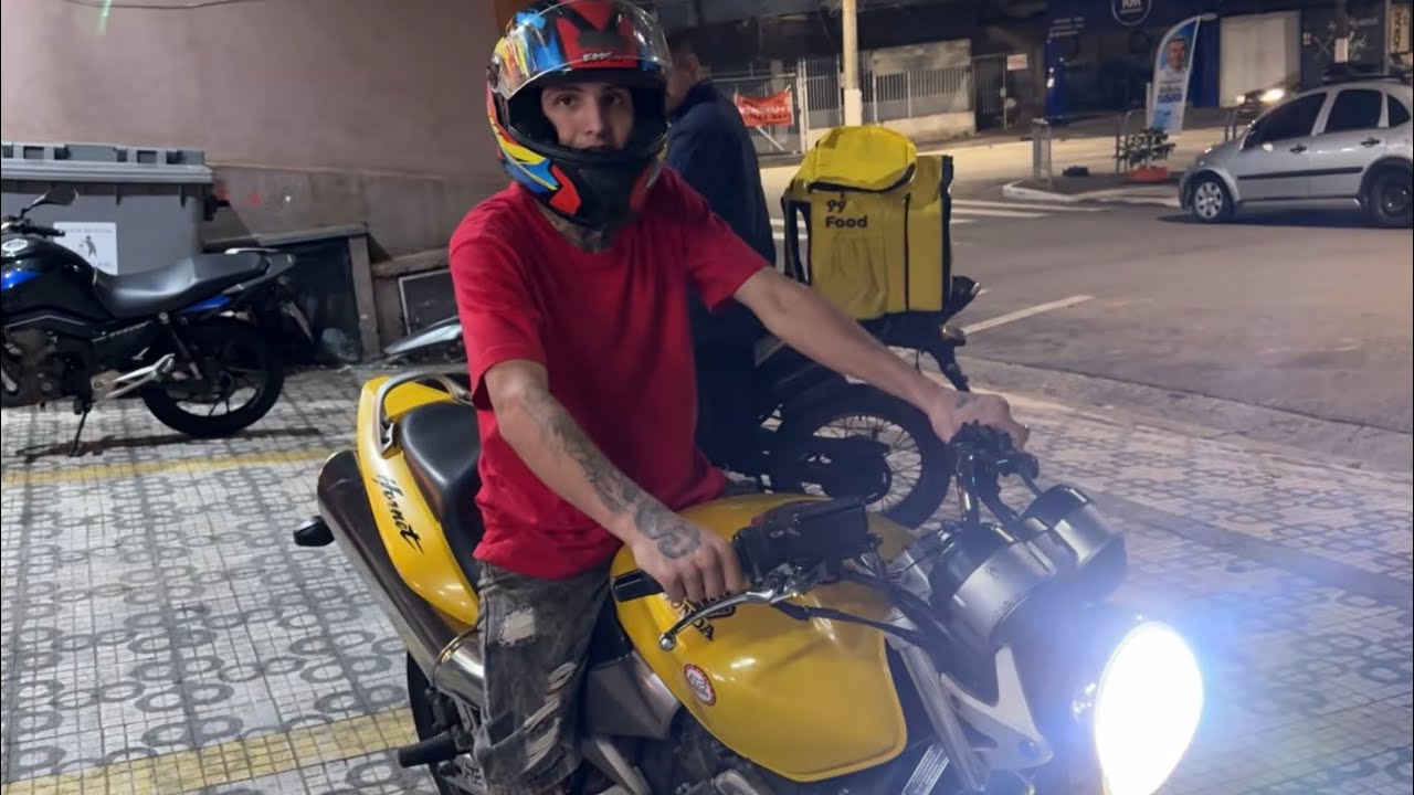 CONQUISTA DO BIGODE - HORNET 600 CARBURADA 