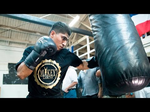 Mikey Garcia Signs Promotional Deal With Matchroom Boxing, To Fight On DAZN Card On February 29