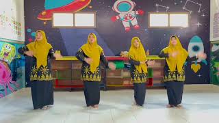 Download lagu Tari islami 'Muhammad Nabiku' By: guru KB Ma'arif Bakung Udanawu mp3 Download lagu Tari islami 'Muhammad Nabiku' By: guru KB Ma'arif Bakung Udanawu mp3