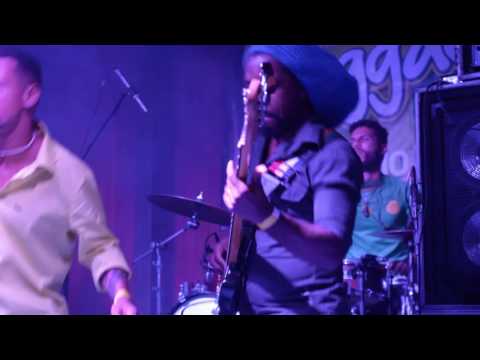 Nilton Spirro -  Olha pra mim Jesus