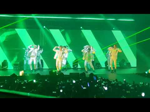 090118 Wanna One: The World Tour in Manila (fancam) ~ Never