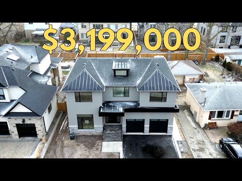Tour a $3,199,000 Home in Oakville, Ontario!