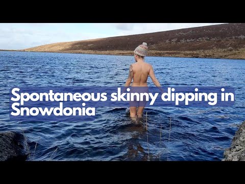 Sharing my utter joy of a spontaneous winter skinny dip in a secluded mountain lake in Snowdonia 💙