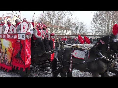 Gli Scorpioni del Tiranno carro da getto - Carnevale Ivrea 2016
