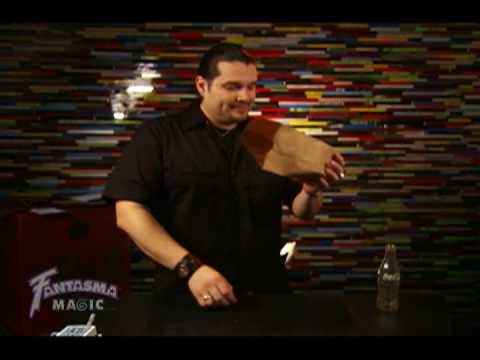 Vanishing Coke Bottle from Fantasma Magic