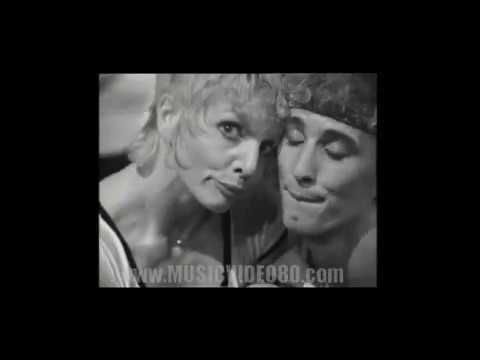 Piccolo Slam Dancing El Pasador   Non Stop 1977