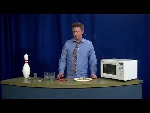 Weber Cooks Ep. 4 - Mashing Potatoes on Gravy Thanksgiving Recipe