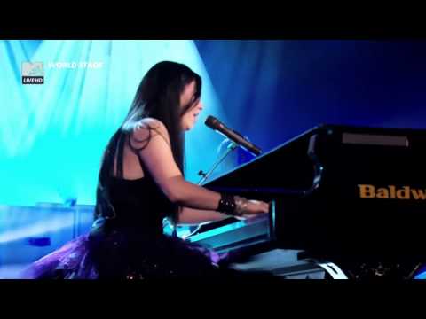 Evanescence - My Heart Is Broken [Live]