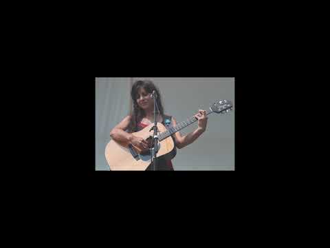 Tish Hinojosa - Live in Portland Oregon 1994