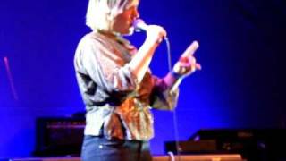 Alice Russell - All of my world / Let us be loving (Live)