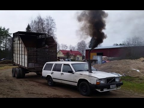 Volvo 740 Pulling tractor trailer