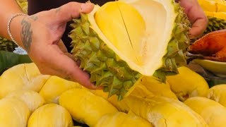 Tasty Durians in Cambodia! Durian Peeling Skill, How to Peel Durian