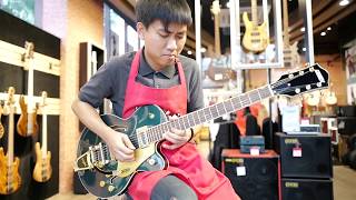 Video thumbnail for Strings Quick Demo : G5655TG ELECTROMATIC® CENTER BLOCK JR. SINGLE-CUT WITH BIGSBY® by Strings Shop